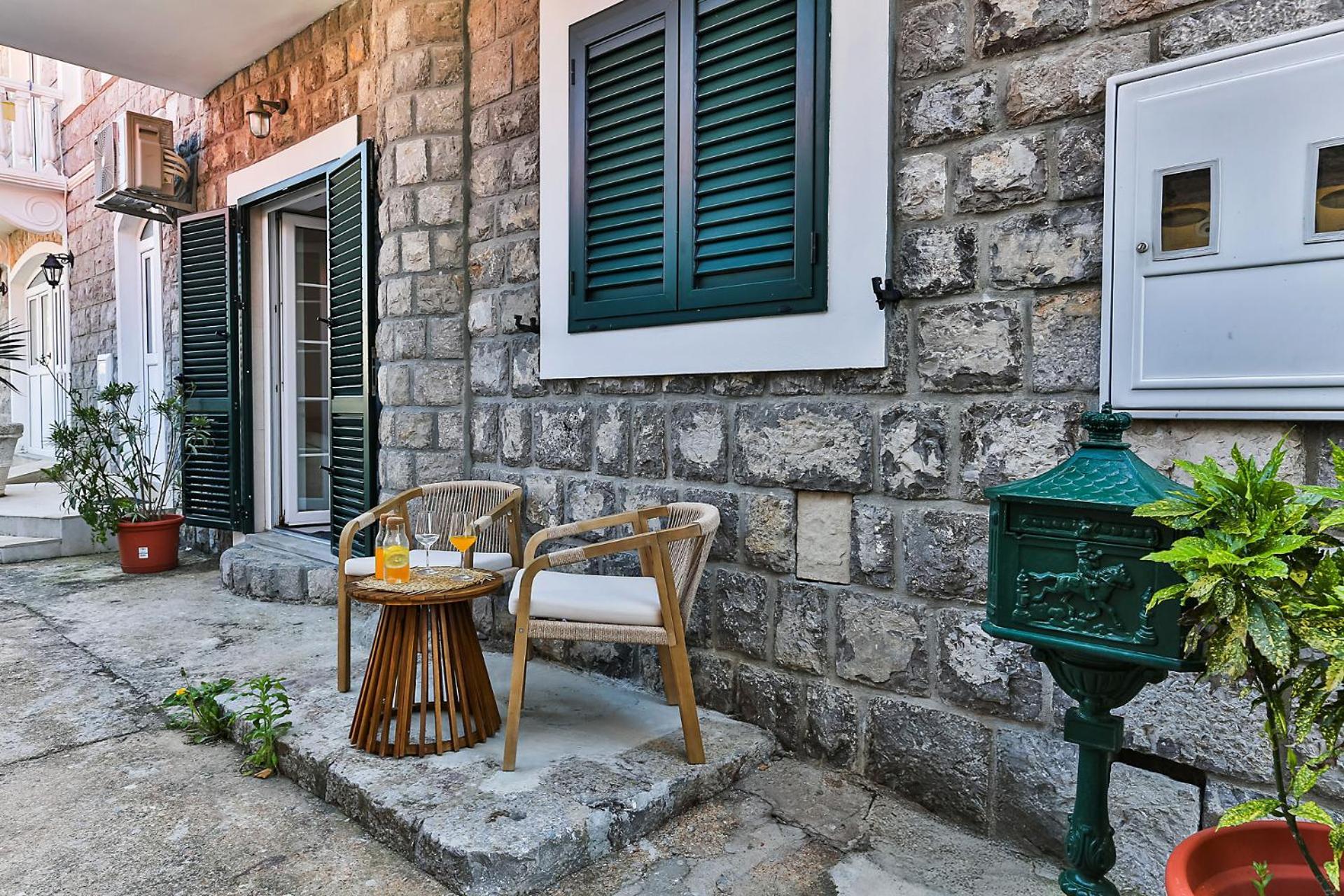 Ferienwohnung Casa Brilla Tivat Exterior foto